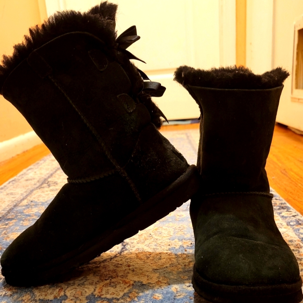 COPY - COPY - 🎉Final Sale🎉  UGG Satin bow Boots! ✨️